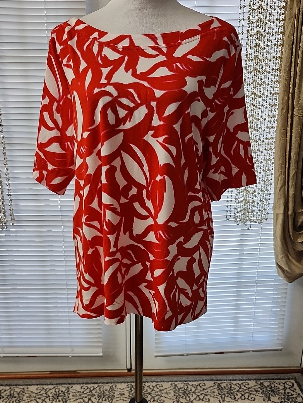 Chico's Red and White Boatneck Tunic Top